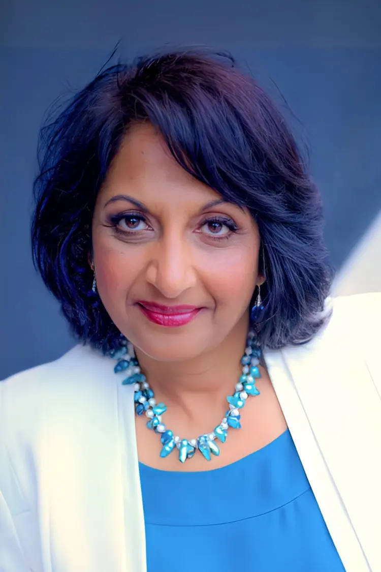 Portrait of Varsha Dhodapkar, Women’s Empowerment Coach and creator of The Return audio course